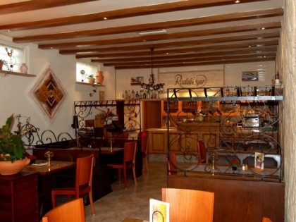 照片: Restaurant Winzerhalle
